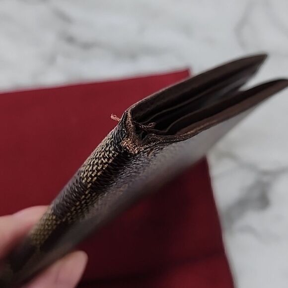 Authentic Louis Vuitton Damier Ebene Bi-fold Men's Wallet - Picture 3 of 6